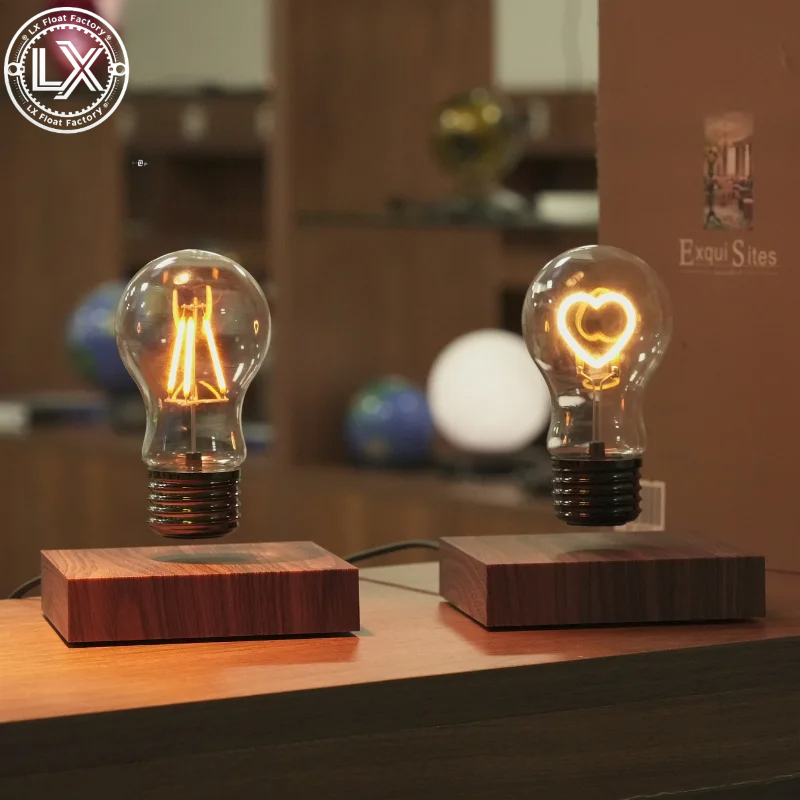 磁気浮上式ワイヤレスLED電球デスクランプ、ユニークなギフト - Office Tech Room のレビューと価格